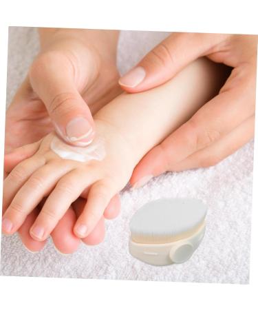 Portable Sunscreen Applicator & Makeup Brush - Travel-Friendly Foundation & Cream Brush for Women - Buy Online on GoSupps.com