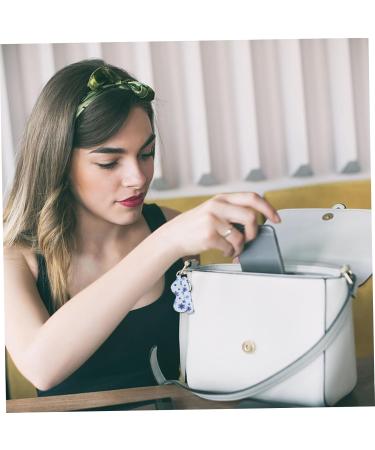  FRCOLOR FRCOLOR Pcs Christmas Lipstick Set Christmas Lipstick Refills Hand Gel Holder Keychain Supplies Bottle Holder Keychain Mini Lipsticks - Buy Online on GoSupps.com