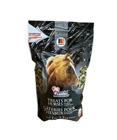 Martin Special Moments Licorice Flavoured Treats for Horses Cube-Shaped 1KG (2.2lb) Resealable Bag Delicious & Nutritious Horse Snacks Made in Canada