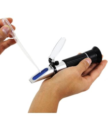 Ade Advanced Optics Dual Scale Salinity Refractometer for Aquarium & Seawater - 1.0 to 1.070 S.G - Buy Online on GoSupps.com