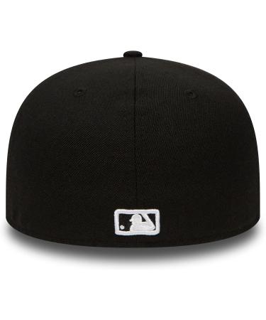 Buy New Era New York Yankees 59Fifty Cap - Black on Black 58 NY Yankees Hat | International Shipping Available - Buy Online on GoSupps.com