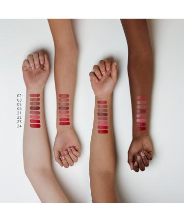 Essence This Is Me. Barra de Labios 21 - Vibrant Lip Color | International Shipping Available - Buy Online on GoSupps.com