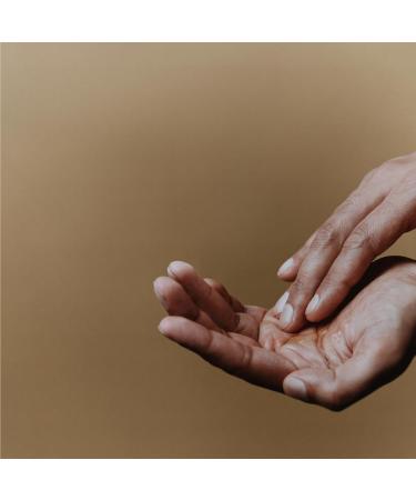 Aesop Resurrection Rinse-Free Hand Wash - Cleanse & Hydrate Alcohol-Based | 16.9 oz | International Shipping Available - Buy Online on GoSupps.com