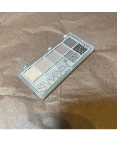 Go Ho 10 Colors Matte Eyeshadow Palette - Highly Pigmented Nude Shades, Waterproof Cool-tone Makeup - Sweet Mint 04 - Buy Online on GoSupps.com