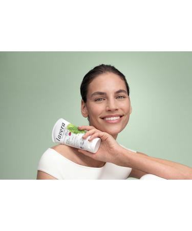 lavera Pure Beauty 3en1 Nettoyant Gommage Masque - limine en douceur les cellules mortes - R duit les points noirs chez 93% des participant(e) s - vegan - 125 ml Successeur - Buy Online on GoSupps.com