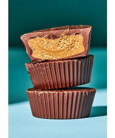 KoRo Organic Nut Butter Cups - Salty Pistachio & Crunchy Dark Chocolate - Vegan Treats International Shipping - Buy Online on GoSupps.com