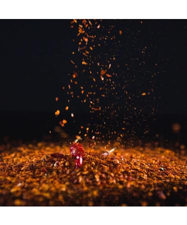 Taekyung Red Pepper Chilli Powder Coarse Flake 200g - Halal, Vegan, Gluten-Free, Vegetarian - Buy Online on GoSupps.com