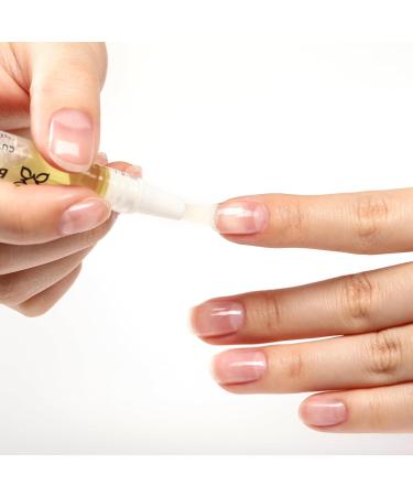 BLUESKY CUTICLE OIL PEN Huile pour cuticules pour ongles huile pour cuticules pour ongles l'amande douce nourrissante  - Buy Online on GoSupps.com