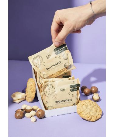 KoRo - Cookie White Choc and macadamia 12 x 50 g - Organic ingredients - Vegan - Gluten free - Practical cookie for on the go - Buy Online on GoSupps.com