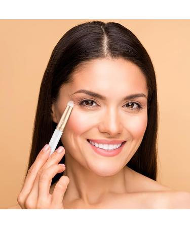 Baluue Soft Lip Brush with Lid - Perfect for Lipstick & Concealer | Round Head Tool for Ombr Look & Smudging | International Shipping Available - Buy Online on GoSupps.com