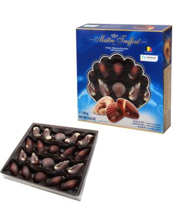 Belgian pralines "seashells"blue in a 250g pack from Matre Truffout