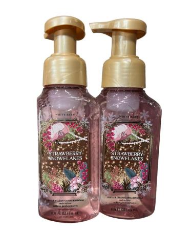 Bath & Body Works Foaming Hand Soap (Strawberry Snowflakes 2 pk)
