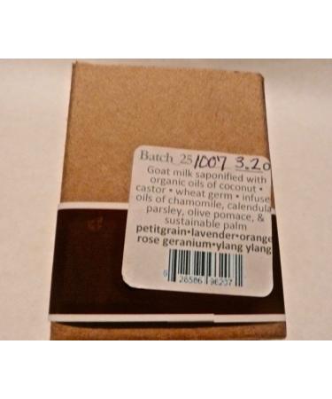 No.25 Facial Bar for Combo Skin | Clean & Heal with Parsley Calendula Chamomile Lavender & Ylang Ylang Oils | International Shipping - Buy Online on GoSupps.com