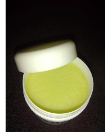 Shop Boombalotta Natural Comfrey Salve - Premium Herbal Pain Relief | International Shipping Available - Buy Online on GoSupps.com