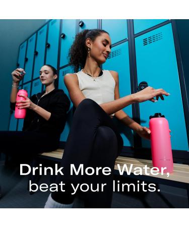 Waterdrop Microlyte Tennis Berry Set - 600ml Thermal Bottle 4 Electrolytes 9 Vitamins + Zinc Vegan Sugar-Free Sports Drink 12 Portions 6L - Best Hydration for Tennis - Buy Online on GoSupps.com