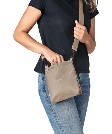 HUNTER Alva One-Size Shoulder Snack Bag in Beige Stylish & Functional International Shipping Available - Buy Online on GoSupps.com