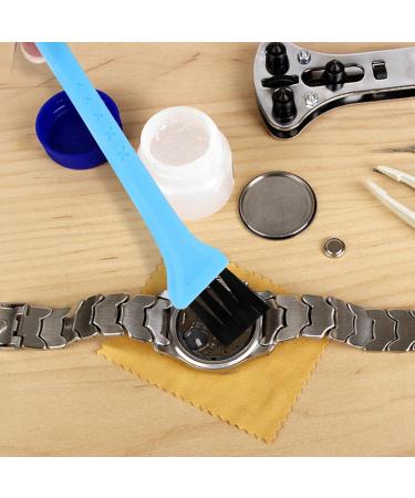 8 Pieces Shaver Brush Set | Nylon Bristles & PP Handle for Razor & Electric Trimmer Cleaning International Shipping Available - Buy Online on GoSupps.com
