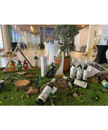 New harvest October 2025 PICUALIA Extra virgin olive oil First day of harvest Picual Limited Edition 500 ml - Buy Online on GoSupps.com