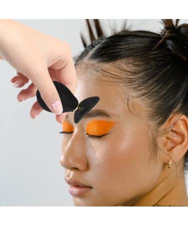 Buy Eye Shadow Stamp - Quick & Practical Eyeshadow Applicator for Women | Lazy Eyes Makeup Tool | Medium Black Silicone Stamper - Buy Online on GoSupps.com