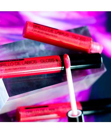 CAMALEONCOSMETI CAMALEON GLOSS cereza 9ml is a multifunctional solution with a wide range of applications It can be used regularly tailored to personal preference The contents are 9 ml - Buy Online on GoSupps.com