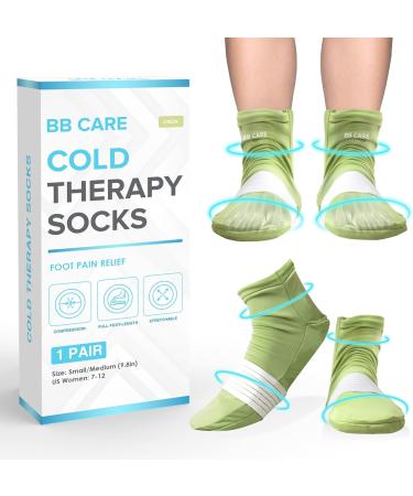 BB CARE Cold Therapy Socks - Reusable Cooling Socks for Hot Feet - Ice Socks for Feet - Ice Bath Socks for Plantar Fasciitis  Arthritis  Postpartum Foot  Sprains & Swelling - Green 9.8 inch Medium 