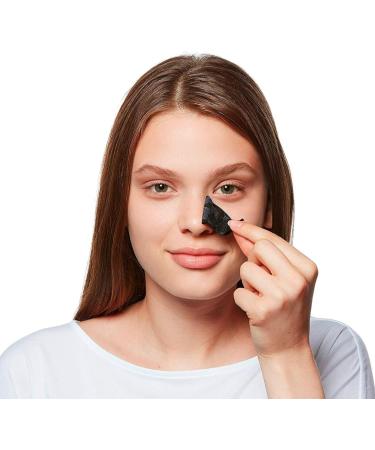 Garnier SkinActive Pure Active Strip Zone T Blackhead Remover Charcoal Strips for Nose & Chin Purifying with Salicylic Acid 2 boxes of 4 patches - Buy Online on GoSupps.com