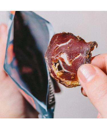  THE CURATORS THE CURATORS Original Beef Biltong Set of 12 packs of 12 protein-rich and gluten-free appetizers 28 g - Buy Online on GoSupps.com