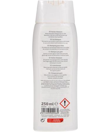 Trixie Katzenshampoo Double Pack | 2 x 250 ml | Gentle Cat Shampoo with Chamomile Extract for All Breeds | Revitalizing Pet Care - Buy Online on GoSupps.com