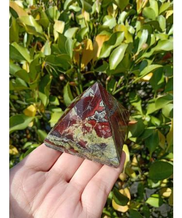 50mm Natural Stones and Minerals Dragon Blood Stone Pyramid Shaped gem Crystals Stone Mineral Specimen