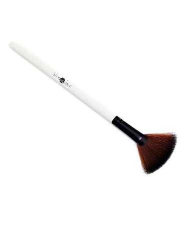 Lily Lolo fan brush small