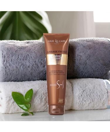 LAURA SIM'S - Steampod Thermo-active Fluid Smoothing Cream without Rinsing - Thermal Protection up to 230 - Wavy Curly Frizzy Hair - Hydrates Nourishes Softens Detangles - 150 ml - Buy Online on GoSupps.com