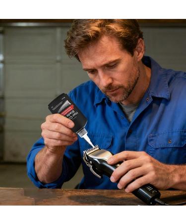 Manolyee Electric Shaving Oil 120ml Long Lasting Cleansing Grooming Tools Cleaning and Lubricating Oil For Daily Use Barber Shop Hair Clippers Dog Grooming Men Dad Boyfriend - Buy Online on GoSupps.com