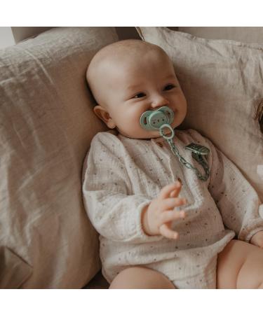 Suavinex Welcome Baby Gift for Newborns 150 ml + 270 ml Bottle + 360 ml Bottle + Symmetrical Pacifier SX Pro 0-6 Months + Me - Buy Online on GoSupps.com