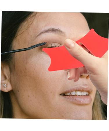 Gogogmee Eyeliner Silicone Eyeliner Aid Tools Mascara Guard Silicone Eyeliner Make up Aid Women Make up Tools Make up Tools for Eyes Eyeliner Applicator Tool Eyeliner Makeup Tool 10.3x3.8cm Red - Buy Online on GoSupps.com