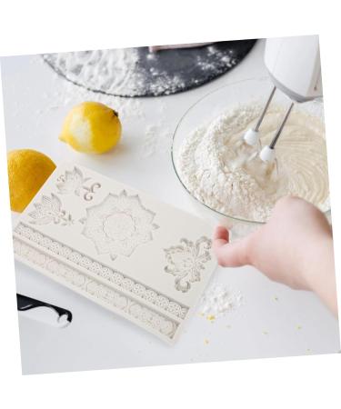 OUNONA 2pcs Embossed Lace Mold para Chocolate De Chocolate Decoration Mold Embossed Silicone Vintage Decor Silicone Chocolate Molds Jelly Filled Gummies Epoxy Small Tools Cake Silica Gel 19.5X12X1CMx2pcs - Buy Online on GoSupps.com
