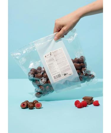  KoRo KoRo - Freeze-dried milk chocolate coated raspberries 1kg - Sweet sweetness - Crunchy chocolate coating - As a snack topping or gift - Buy Online on GoSupps.com