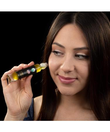 Buy Organic Face Oil Daily Protect Moisturizer | Radiant Glow Facial Serum with Rosehip Pomegranate & Essential Oils - International Shipping Available - Buy Online on GoSupps.com