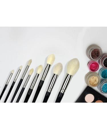 Shop Sian Richards London Best Kept Secret Collection Buff Blender Brush #5 - Perfect for Flawless Makeup - Buy Online on GoSupps.com