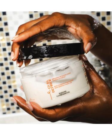 Madame La Pr sidente - Curl Definer - All Types of Curls - Defines Curls - Shine - Hydration - 98.2% Natural Ingredients - Curl Definer - Made In France - 250ml - Buy Online on GoSupps.com