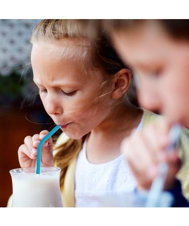 Milkshake Mix Bundle with 1x Crusha Vanilla 500ml 1x Crusha Strawberry 500ml 1x Reusable Silicone Straw and 1x Wonder Bundles Milkshake Recipe Leaflet - Buy Online on GoSupps.com
