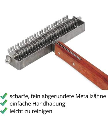 Amesbichler Horse Barn Cleaning Combat - Anti-Tangle Rake & Scratch Remover for Icelandic Horse Care | Durable Metal & String Striegel - Buy Online on GoSupps.com
