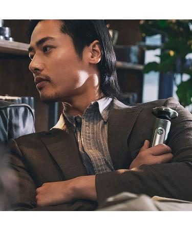 GeRRiT Electric Razor for Men - Waterproof Rotary Shaver USB Rechargeable with Precision Trimmer & Cleansing Brush - Fast Charging & LED Display - Buy Online on GoSupps.com