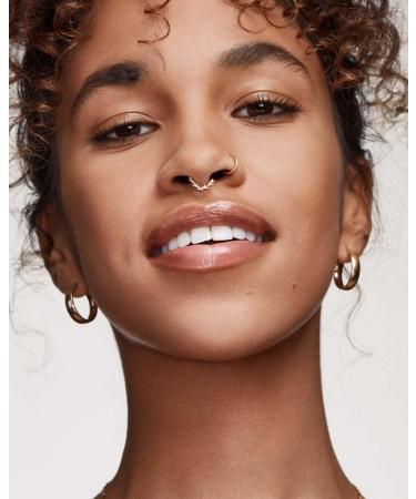 Buy Fenty Beauty Pro Filt'r Soft Matte Longwear Powder Foundation 300 - International Shipping Available - Buy Online on GoSupps.com