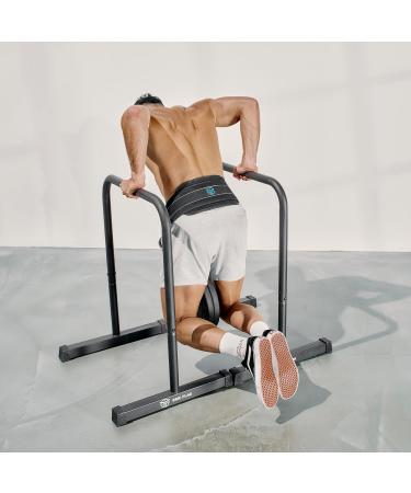 Eric Flag Dip Belt for Calisthenics - Weight Belt for Pull-Ups Dips & Strength Training - Includes Chain & 2 Carabiners | Ideal for Bodybuilding & CrossFit - Buy Online on GoSupps.com