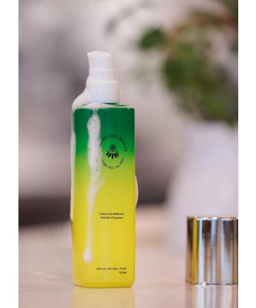 Clear Confidence Gentle Cleanser - 100% All-Natural Vegan Skincare 120ml - Shop Internationally - Buy Online on GoSupps.com