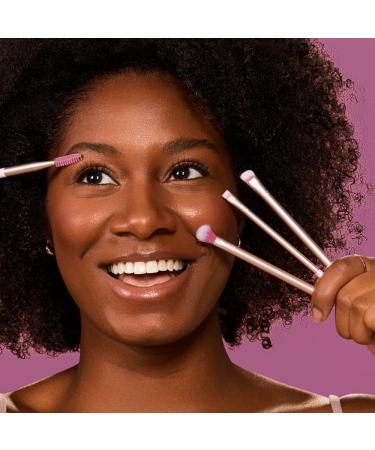 Shop REAL TECHNIQUES Naturally Beautiful Eye Set - Premium Eye Makeup Brush Set for Flawless Looks | International Shipping Available - Buy Online on GoSupps.com