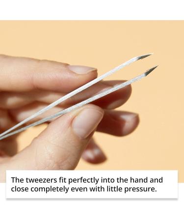 Rubis Classic Heart - Professional Eyebrow Tweezers Slanted Tip with Engraved Heart - Slanted Tweezers for Eyebrow Plucking and Hair Removal - Buy Online on GoSupps.com