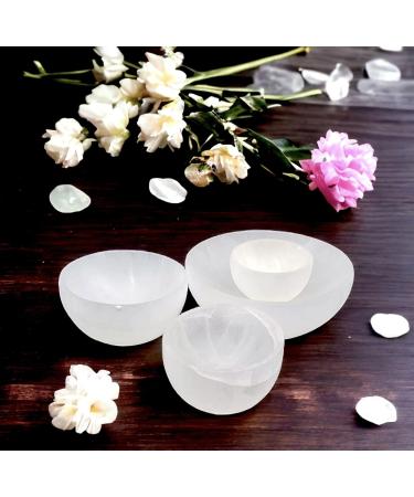 4All Selenite Crystals Round Cleansing Bowl Selenite Stone Super Natural Spirit Healing Plate White Natural Meditation Tool Handmade Tumbles Jewelry Storage for Decoration Gift (6cm)