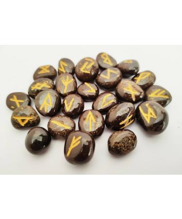 Sharvgun Garnet Rune Stone Set 25 pi ces avec tableau en bois MDF runique grav lettrage symbolique pa en velours noir/rouge pochette incluse bo te cadeau