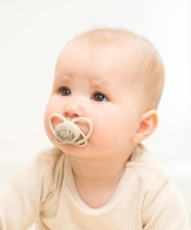 Nip Schnuller Green My Butterfly Pacifier - Eco-Friendly Jaw-Friendly Silicone Size 2 (5-18 Months) Orange - Buy Online on GoSupps.com